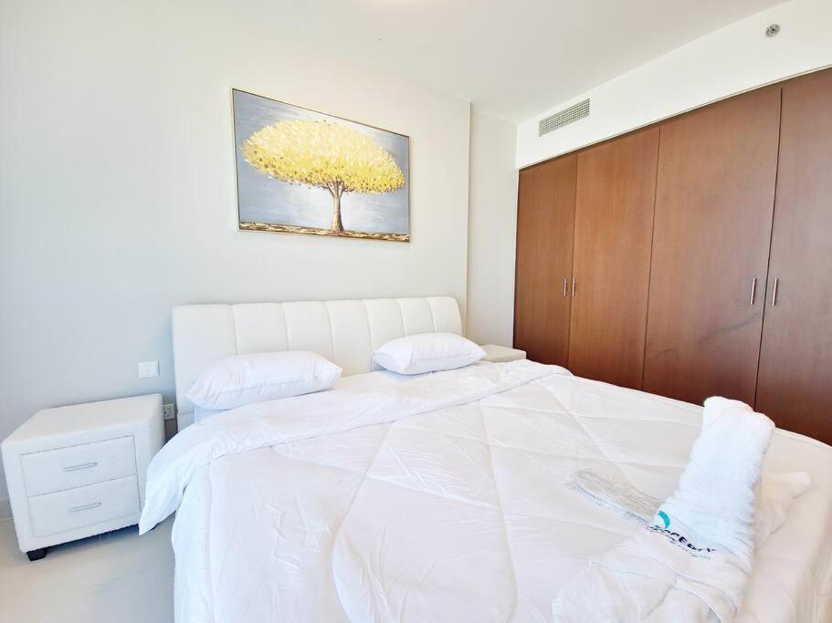 Harf5110-luxury 1br W Pool & Gym Apartment